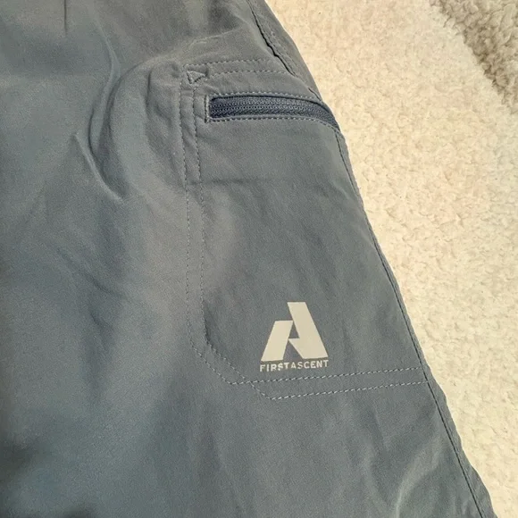 Eddie Bauer Rainier pants | SIZE 2 Outdoor Pants - Picture 3 of 10